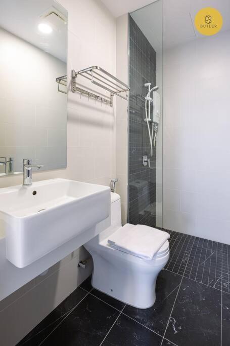 Apartment Greatview 2br Infinity Pool & Easyaccess To Town 13 *